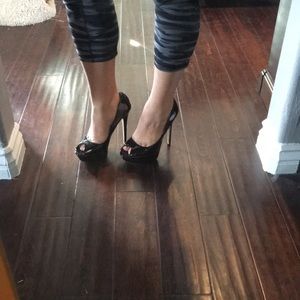 Black Platforms